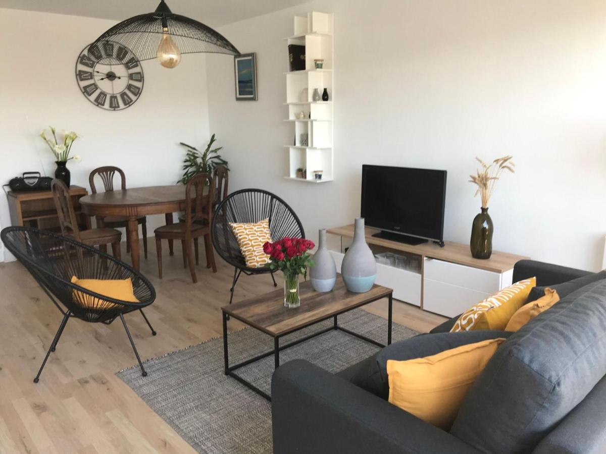 Nice Apartment In Audierne Close To Beach Exterior foto
